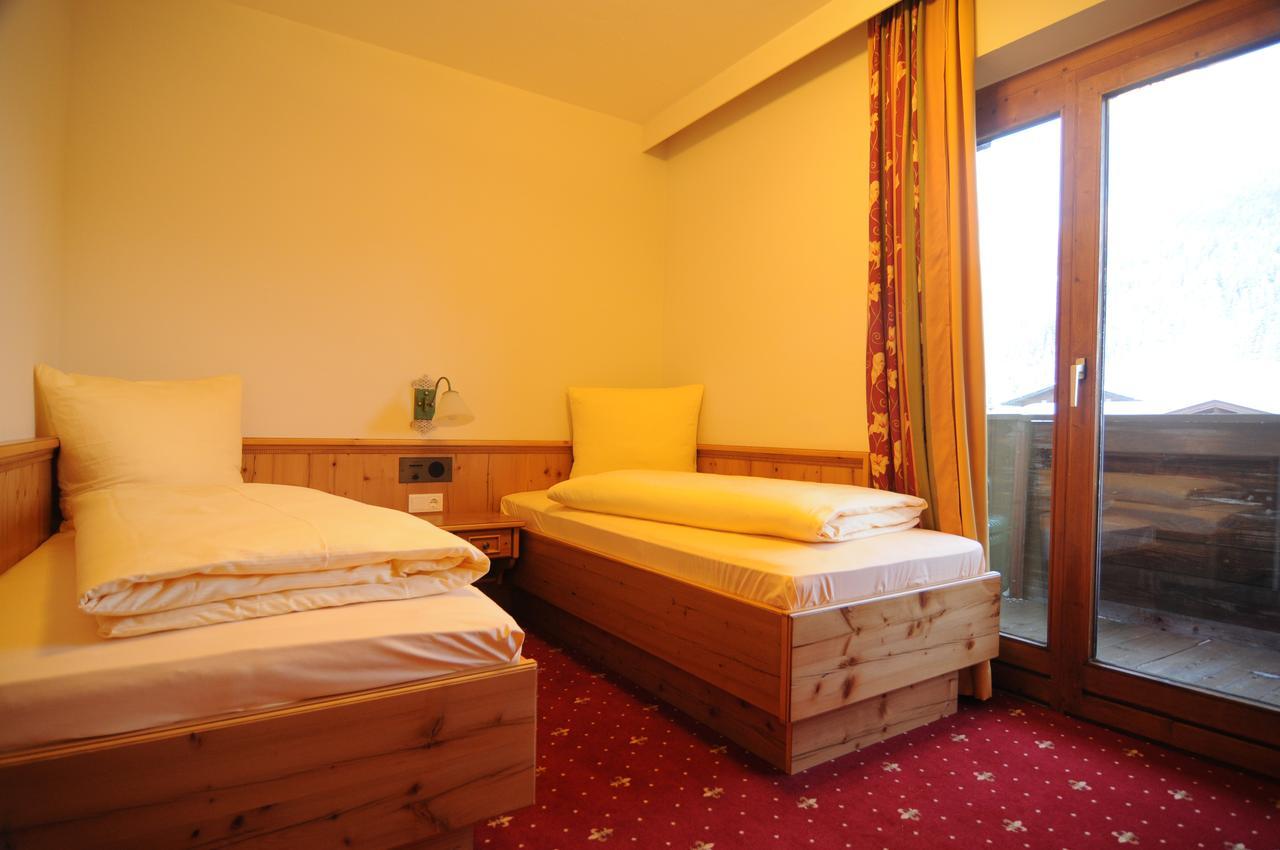 Sporthotel Tirolerhof Itter Esterno foto